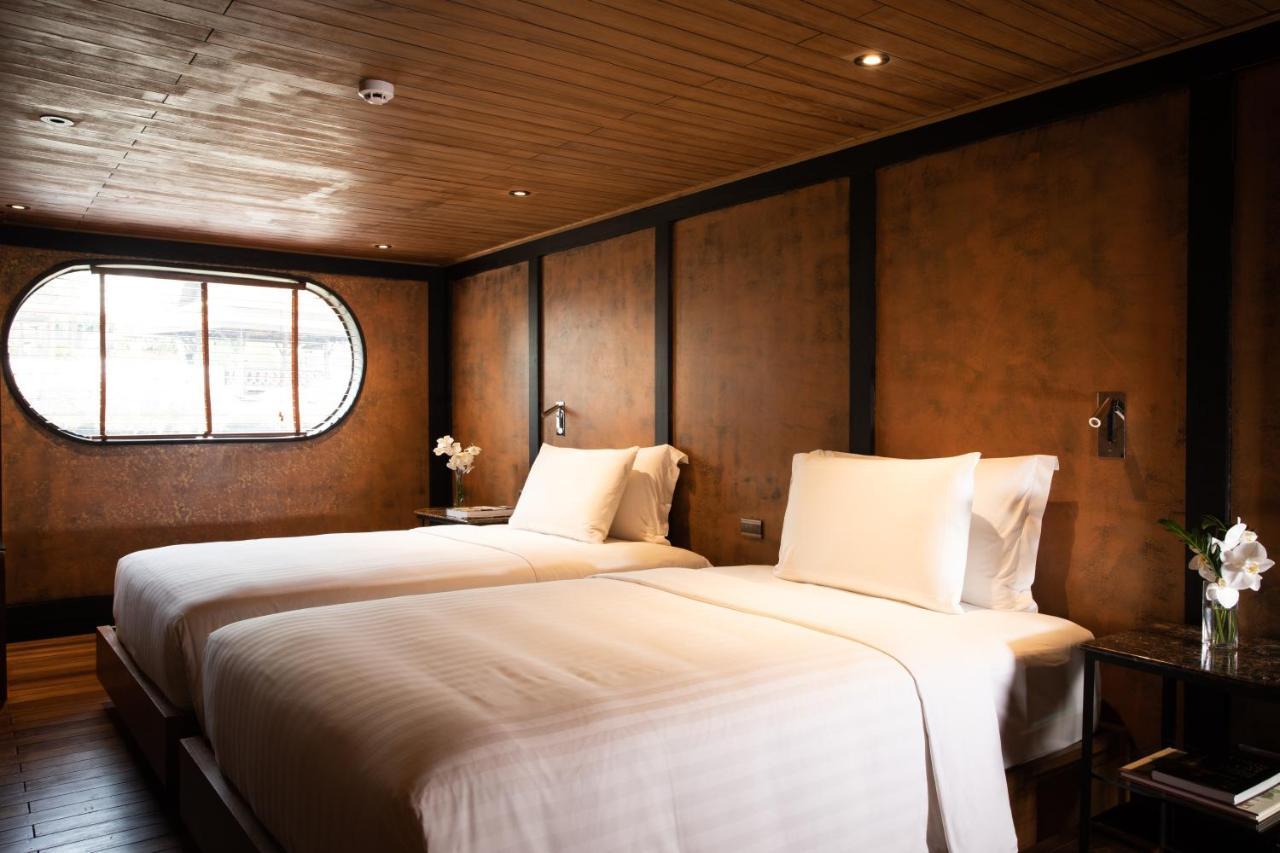 Loy Pela Voyages Bangkok