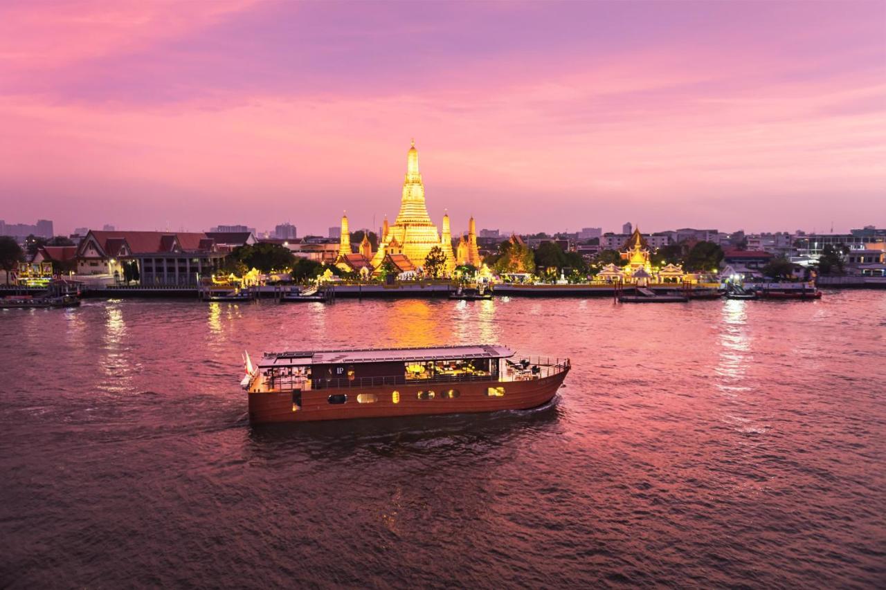 Botel Loy Pela Voyages